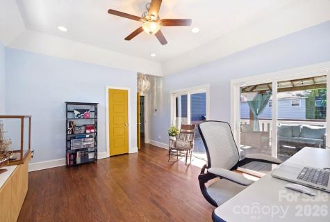 734 Herrin Avenue Charlotte NC 28205