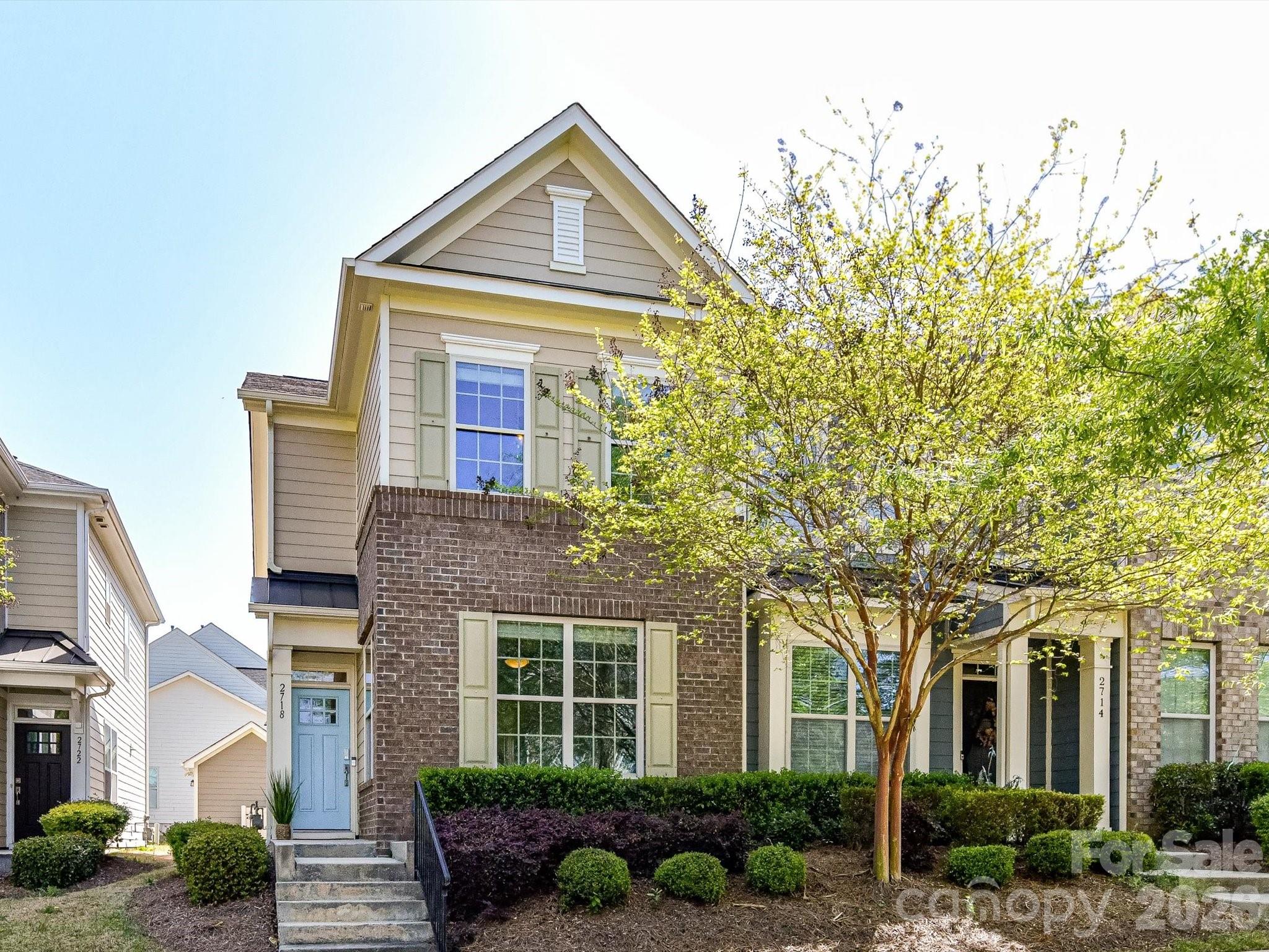 2718 Tranquil Oak Place Charlotte NC 28206