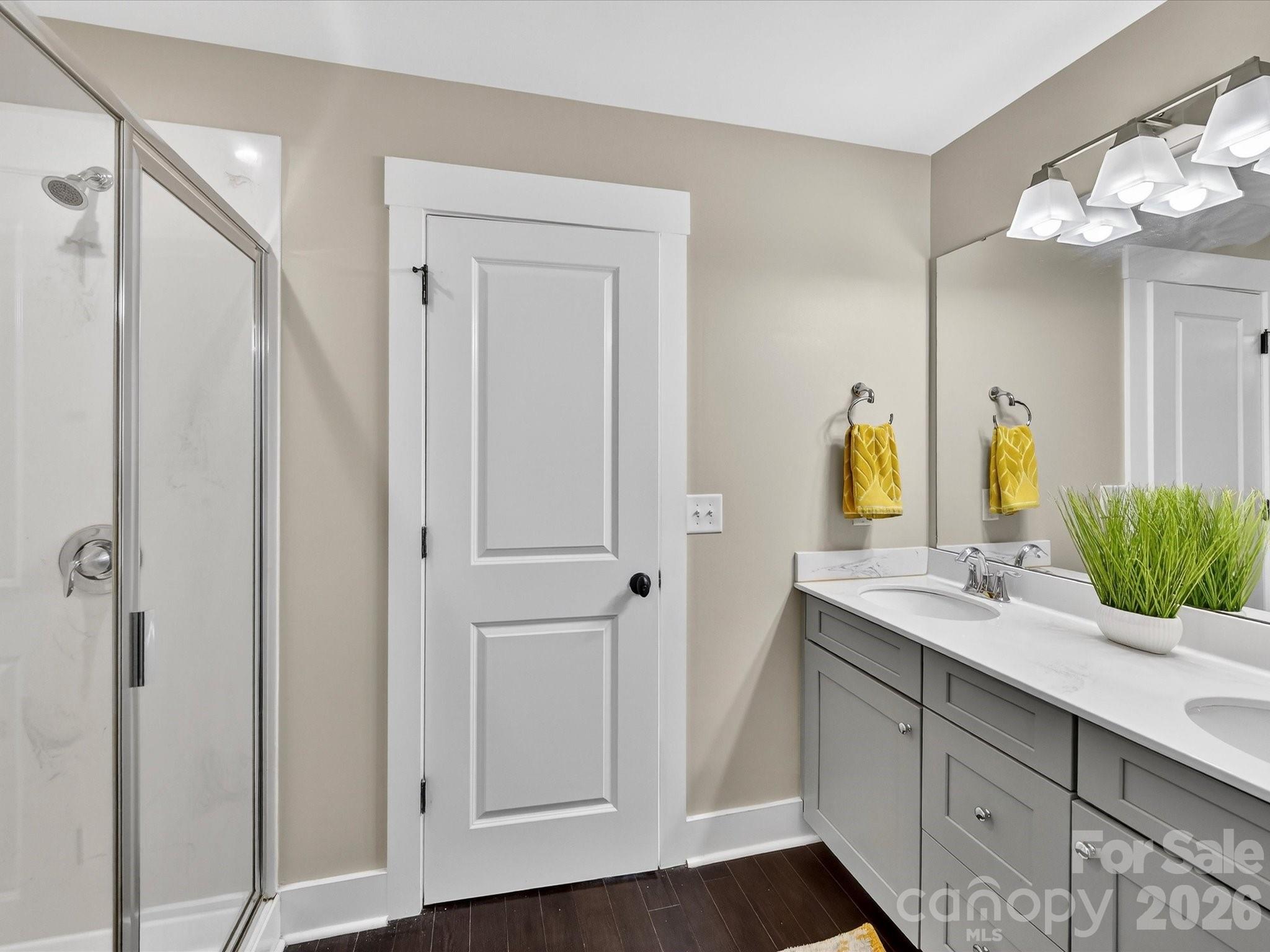 2718 Tranquil Oak Place Charlotte NC 28206