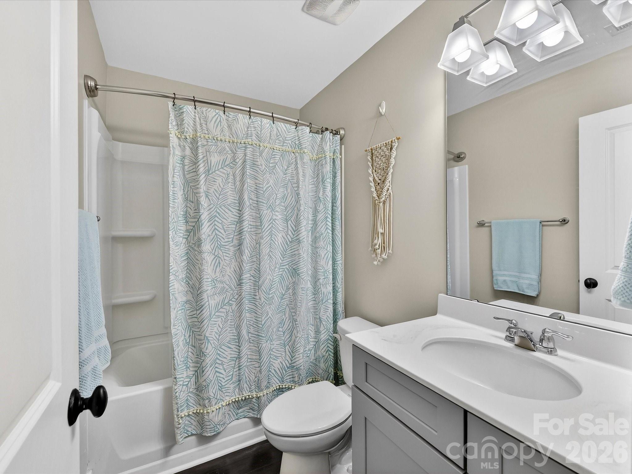 2718 Tranquil Oak Place Charlotte NC 28206