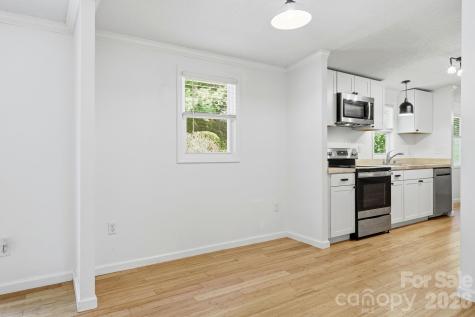 118 Heather Drive Asheville NC 28806