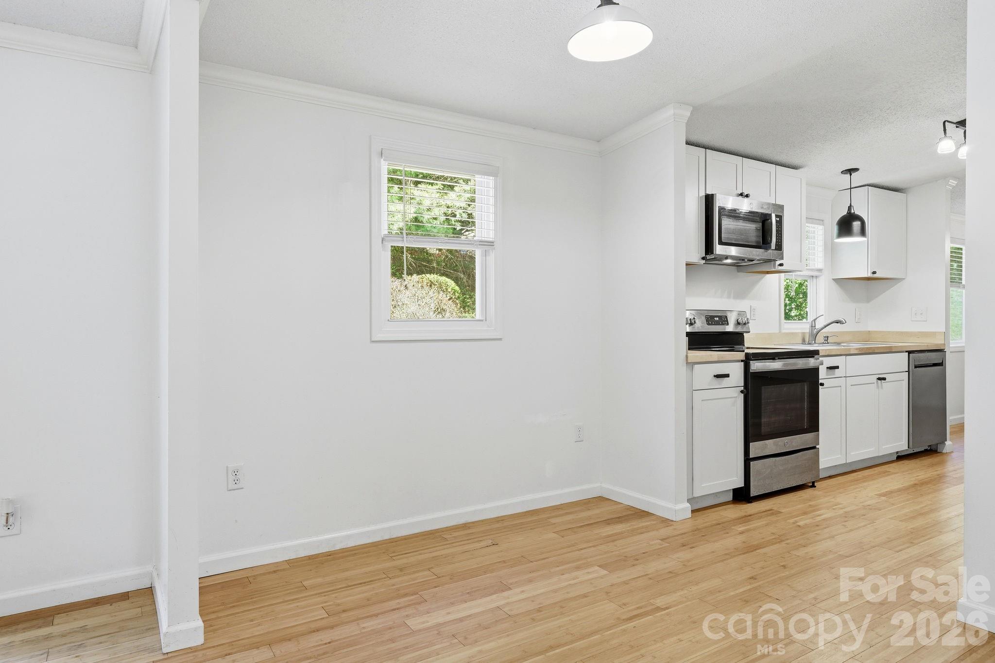 118 Heather Drive Asheville NC 28806