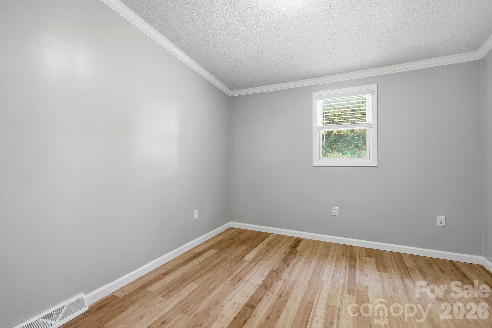 118 Heather Drive Asheville NC 28806