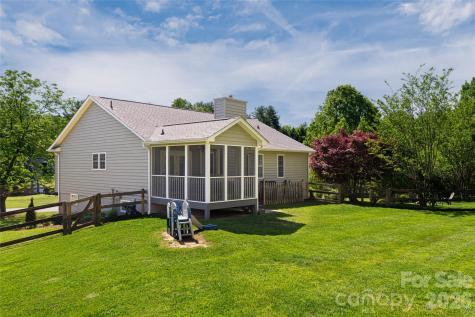 5 Mallory Meadows Court Arden NC 28704