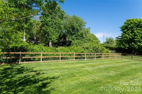 5 Mallory Meadows Court Arden NC 28704