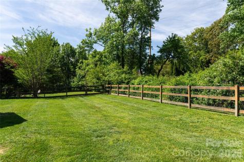 5 Mallory Meadows Court Arden NC 28704