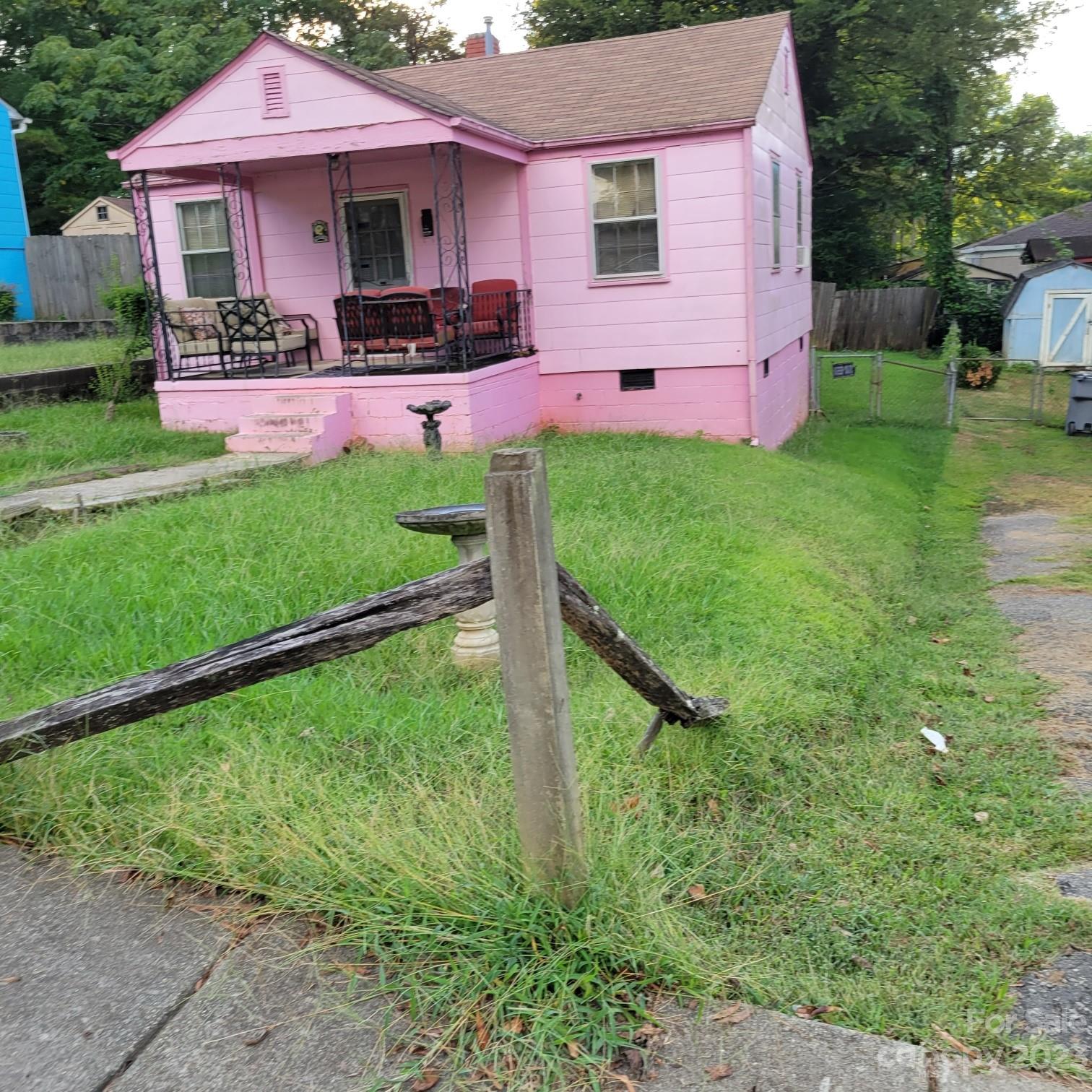 2205 Double Oaks Road Charlotte NC 28206