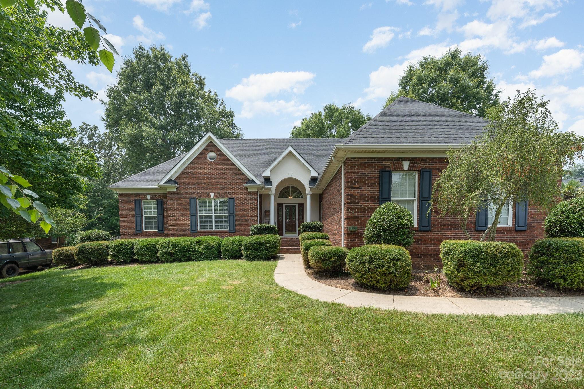 315 Hawksnest Court Matthews NC 28104