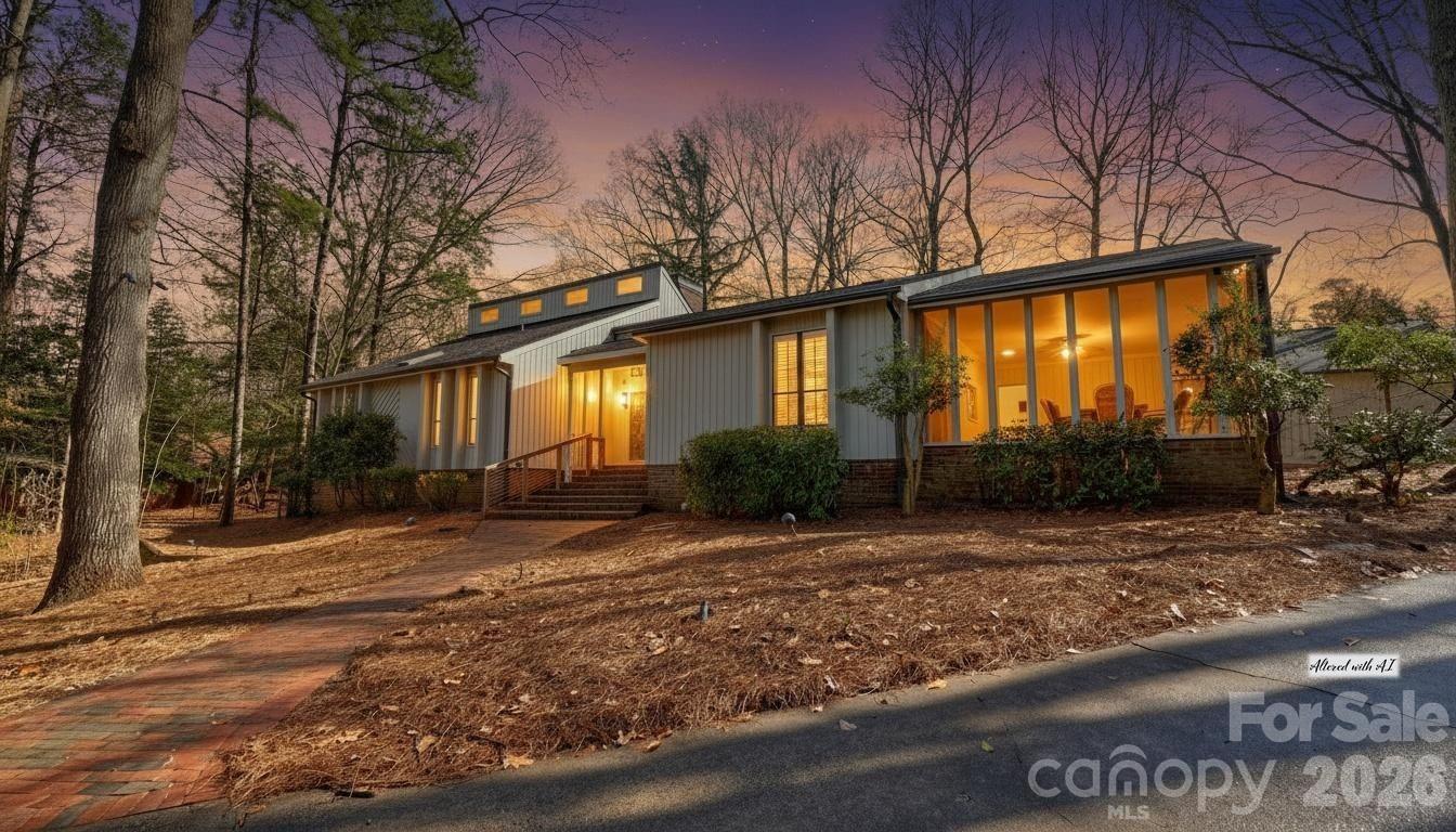 8509 Waters Point Court Charlotte NC 28277