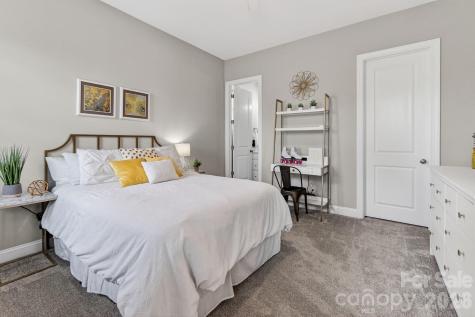18421 Doves Crest Road Cornelius NC 28031