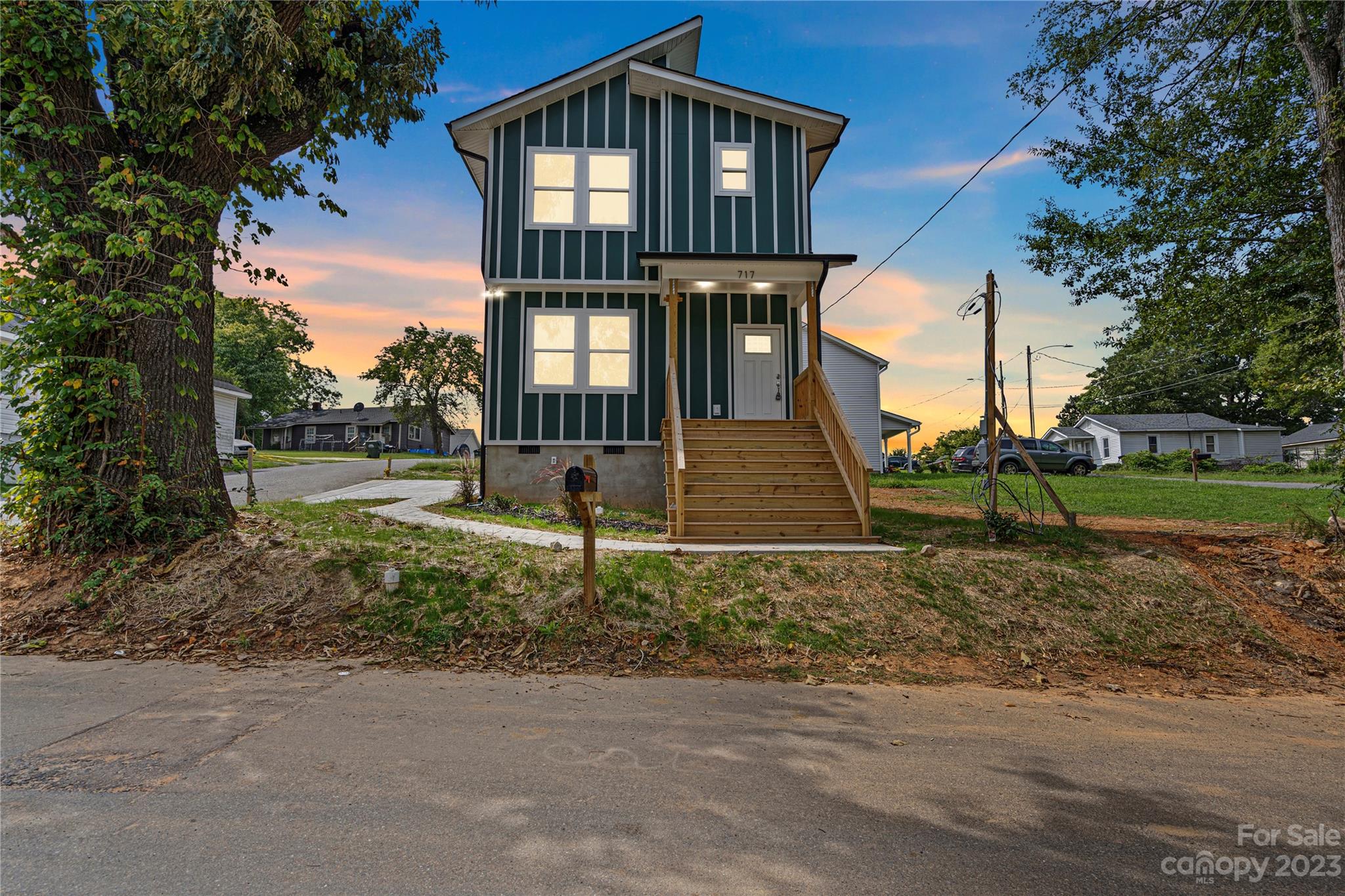 717 N Falls Street Gastonia NC 28052