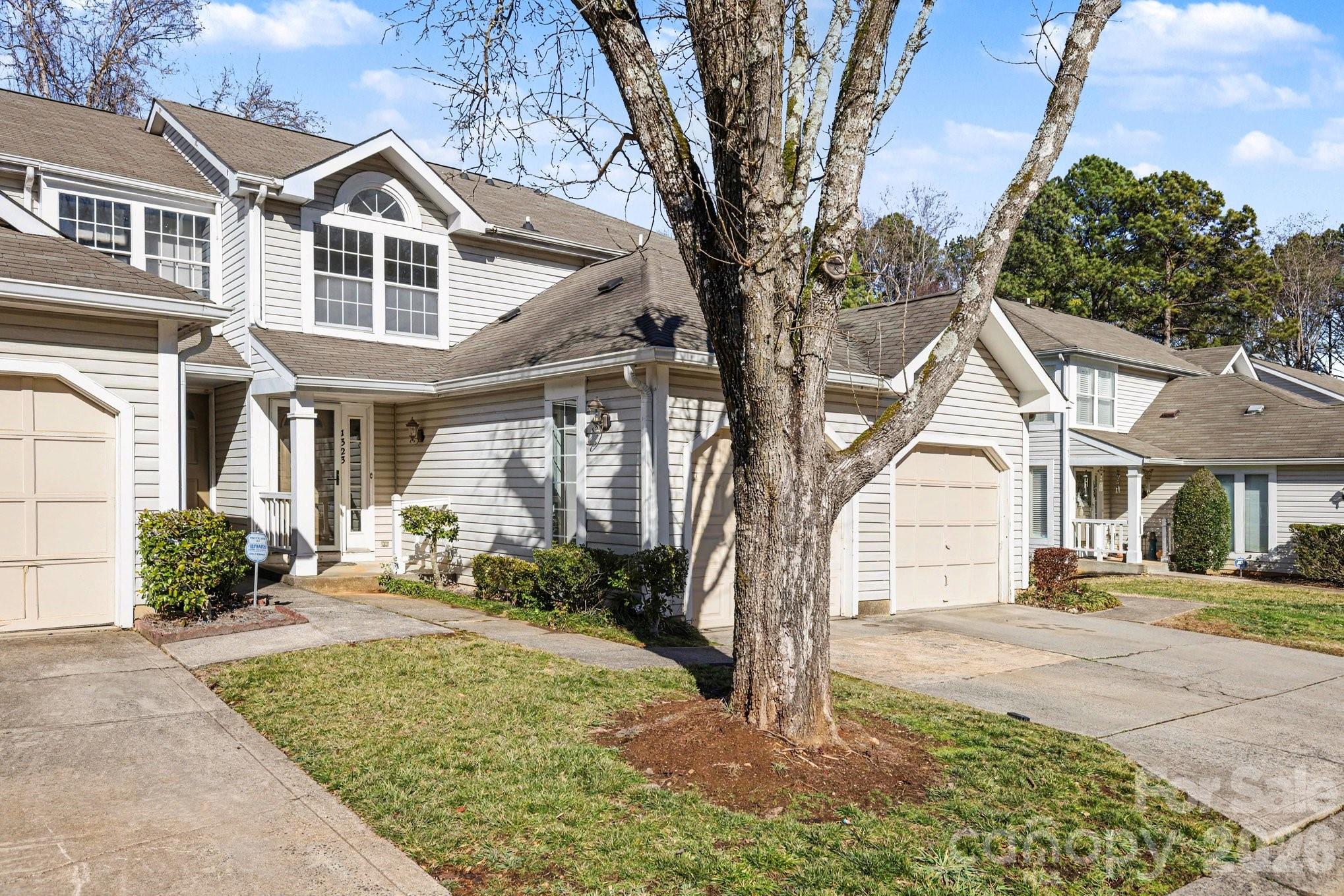 1323 Maple Shade Lane Charlotte NC 28270