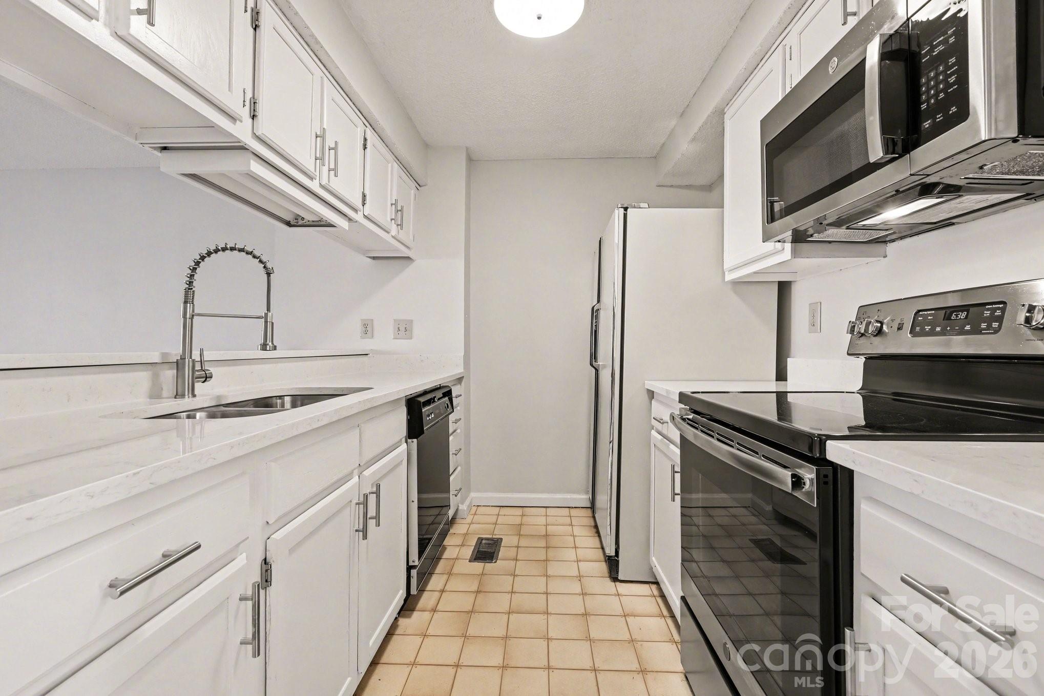1323 Maple Shade Lane Charlotte NC 28270