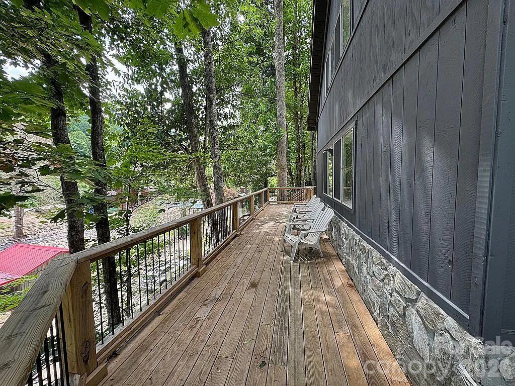 88 Mountain Farm Road Burnsville NC 28714
