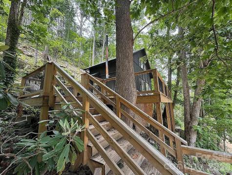 88 Mountain Farm Road Burnsville NC 28714