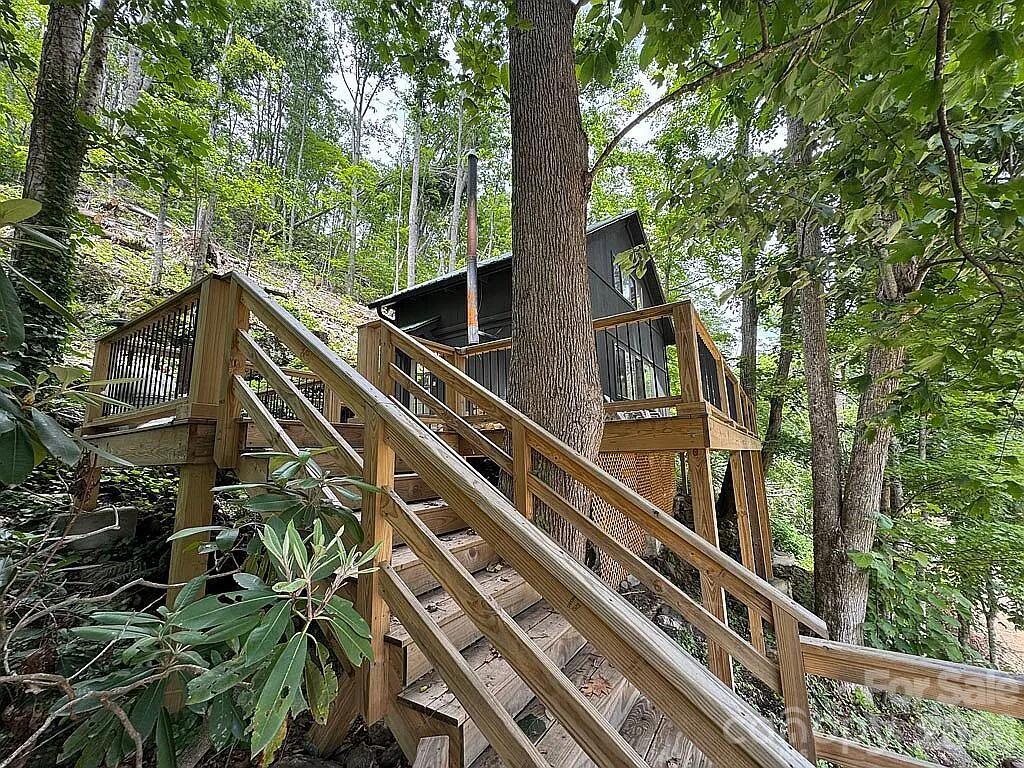 88 Mountain Farm Road Burnsville NC 28714