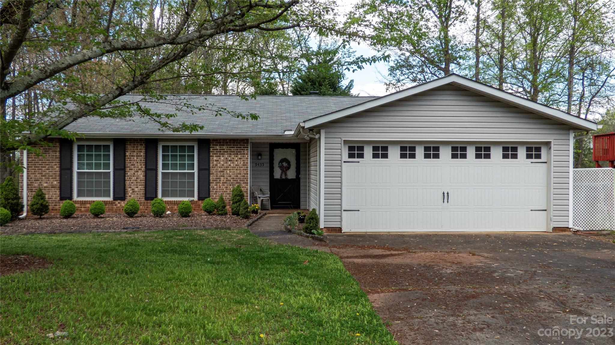 9435 Robert Burns Court Charlotte NC 28213