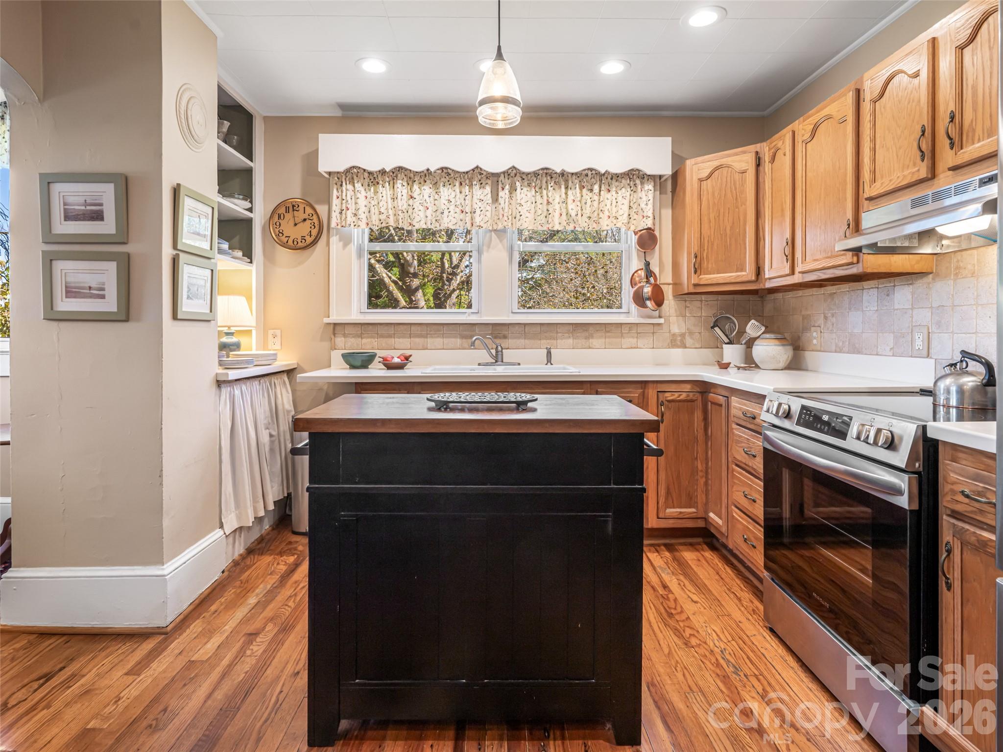 352 Justice Ridge Road Candler NC 28715