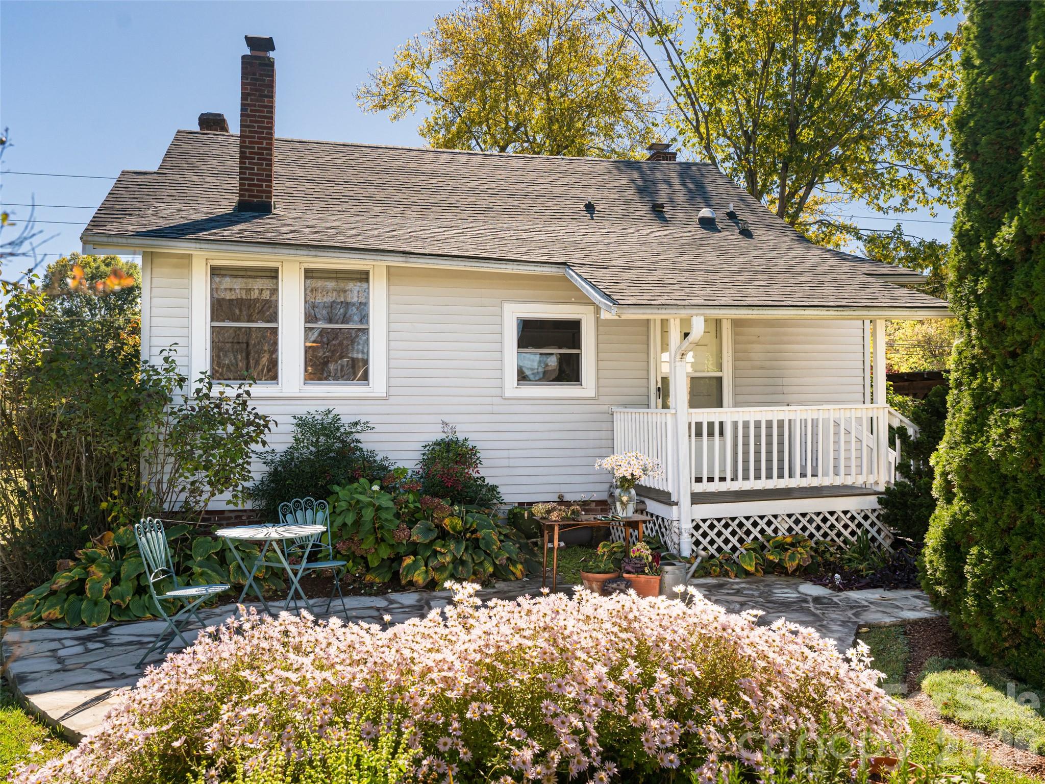 352 Justice Ridge Road Candler NC 28715