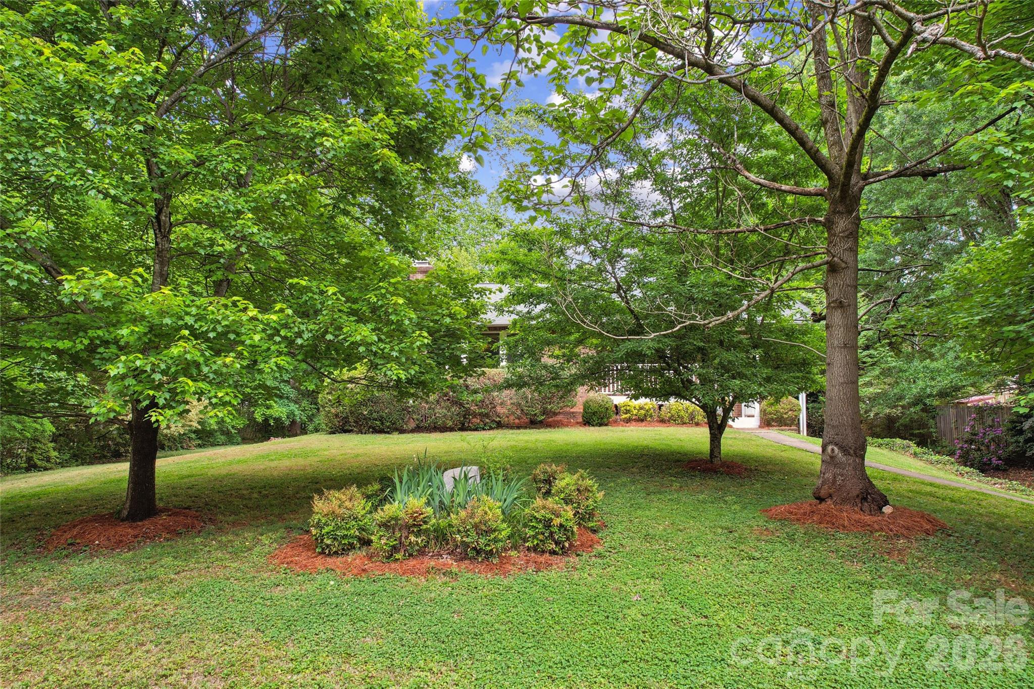 6606 Ludell Lane Charlotte NC 28215