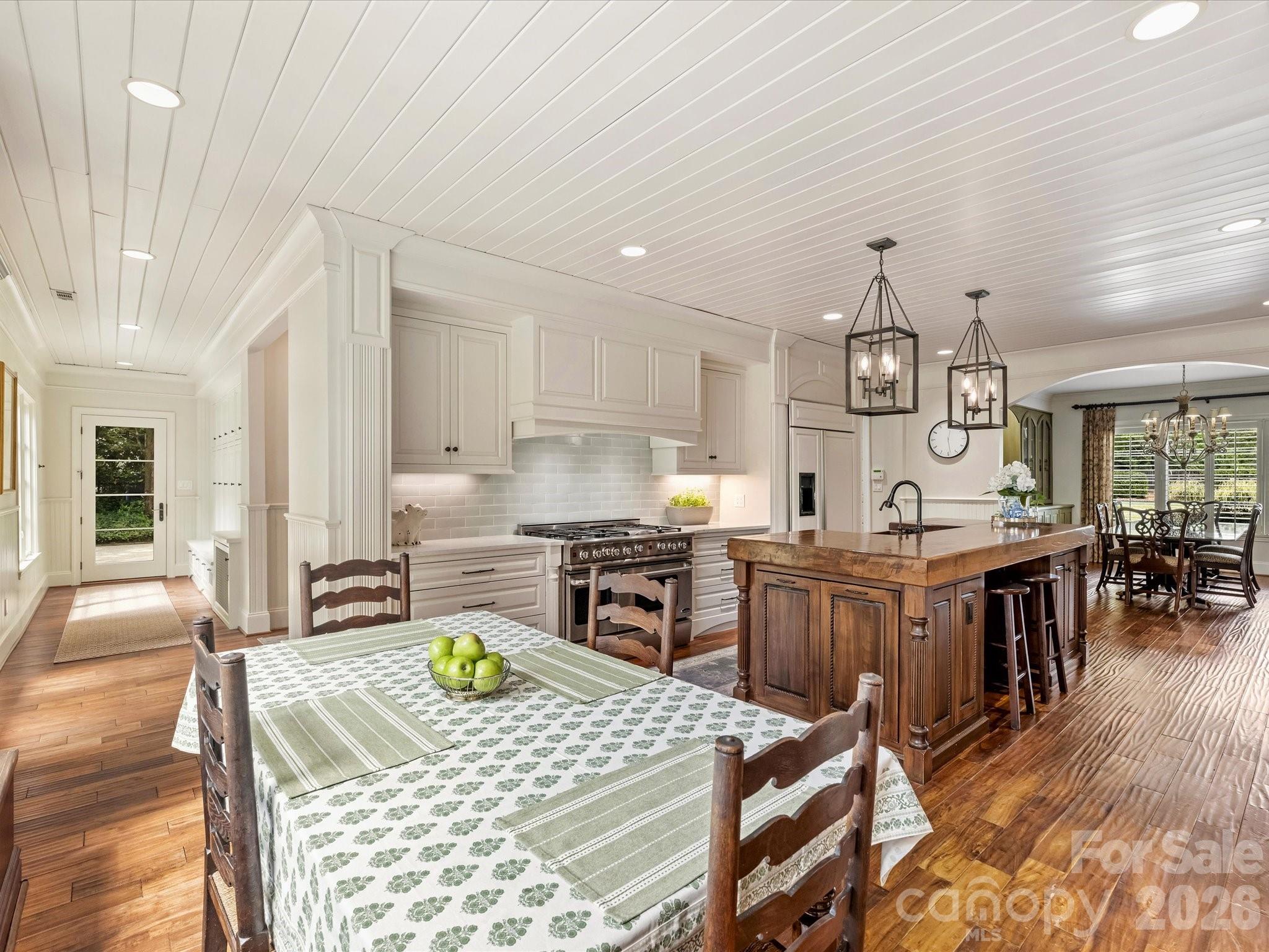 4330 Carmel Valley Road Charlotte NC 28226