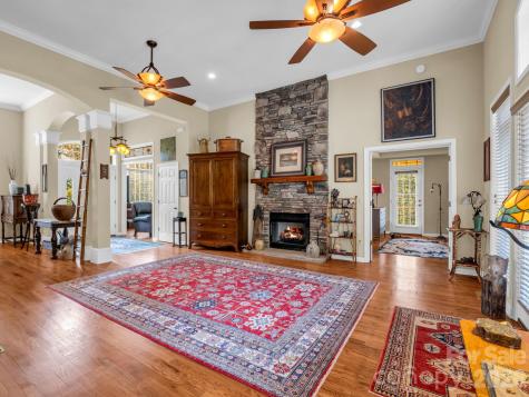 21 Kanuga Forest Drive Hendersonville NC 28739