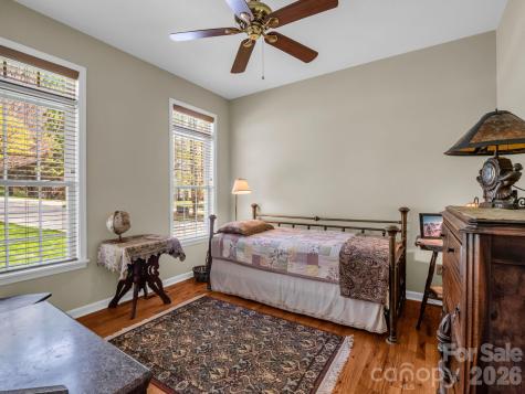 21 Kanuga Forest Drive Hendersonville NC 28739