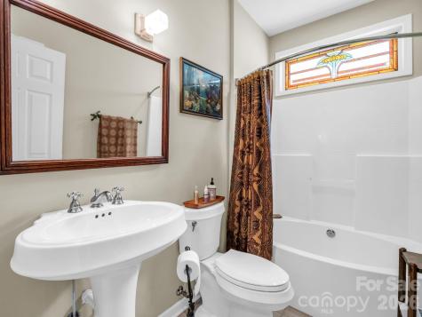 21 Kanuga Forest Drive Hendersonville NC 28739