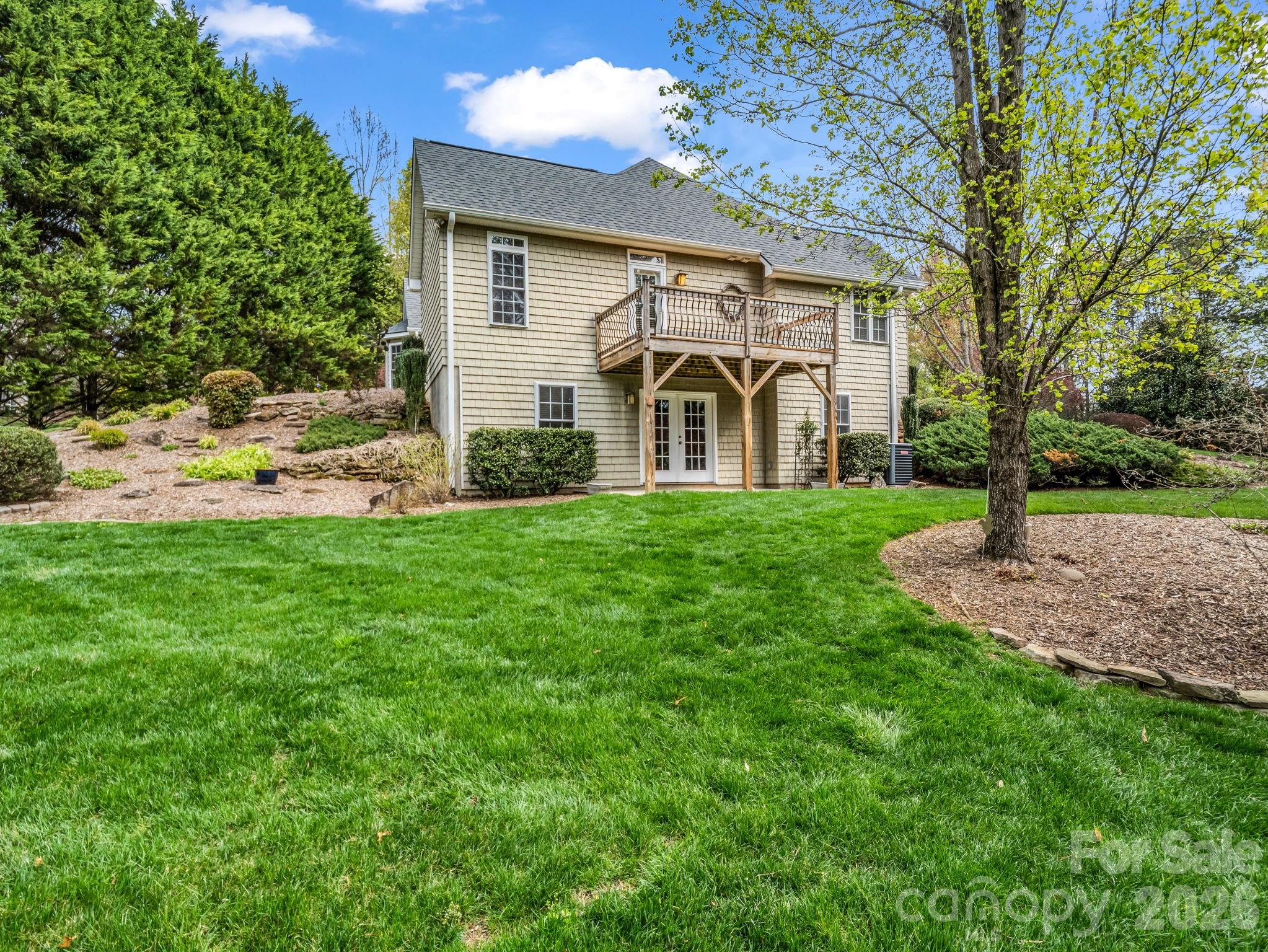 21 Kanuga Forest Drive Hendersonville NC 28739