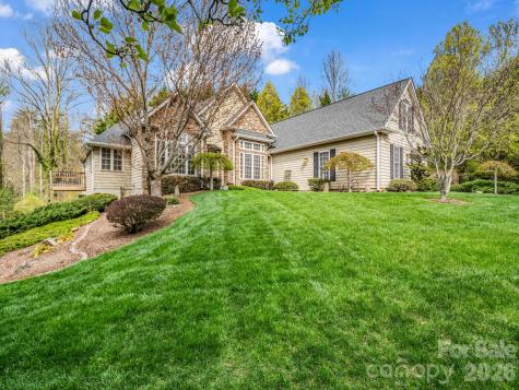 21 Kanuga Forest Drive Hendersonville NC 28739