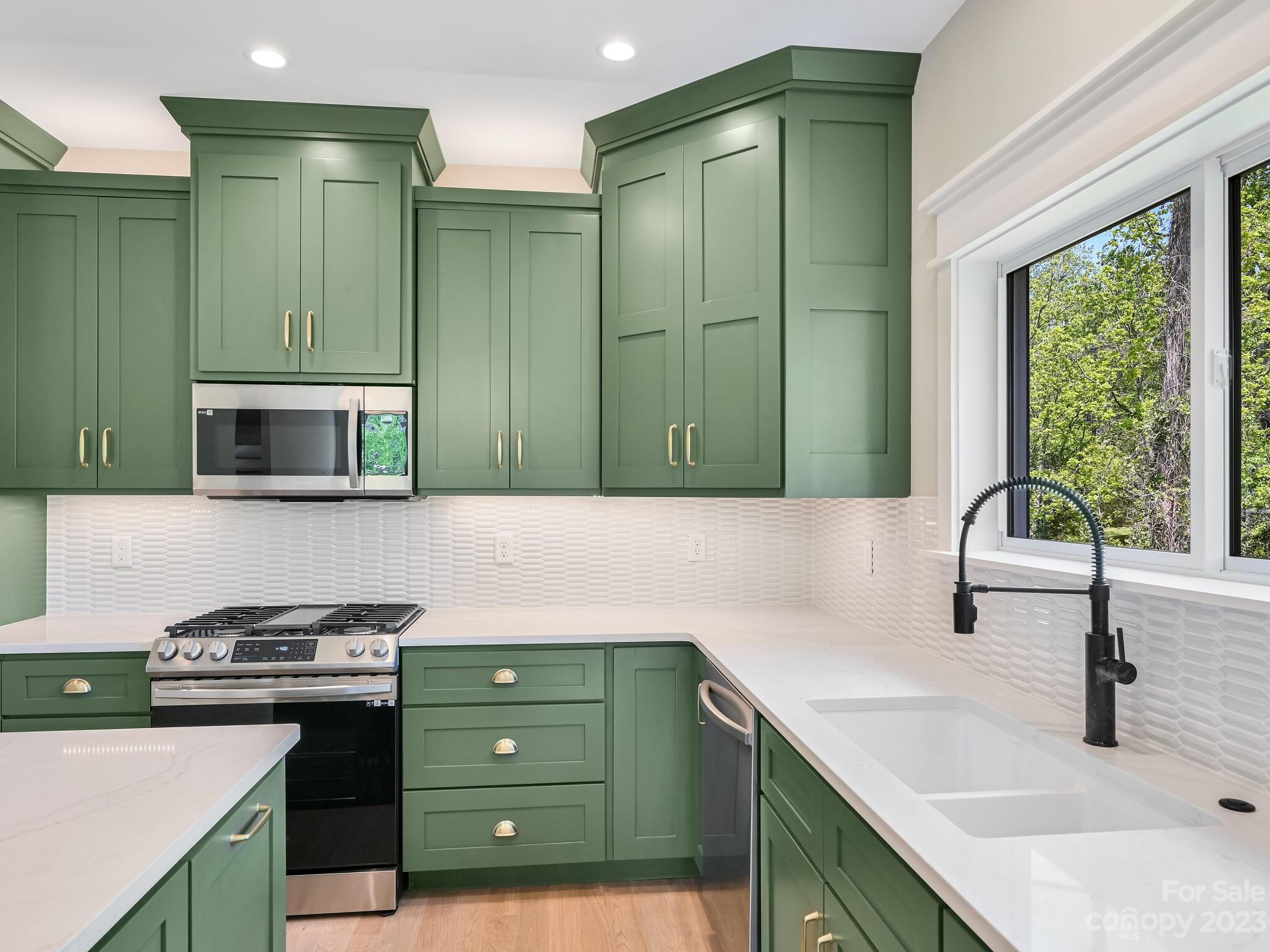 56 Acona Lane Asheville NC 28803