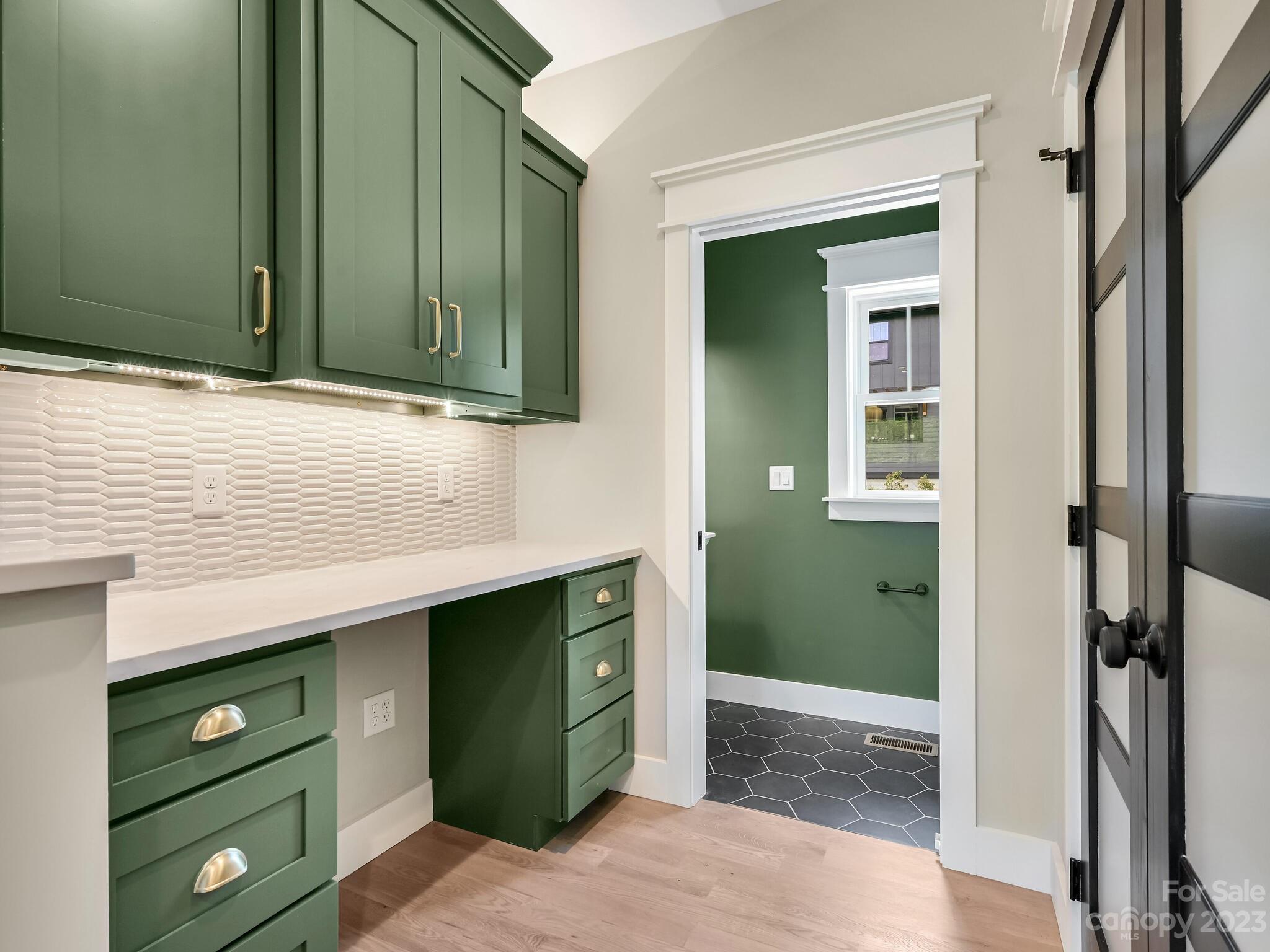 56 Acona Lane Asheville NC 28803