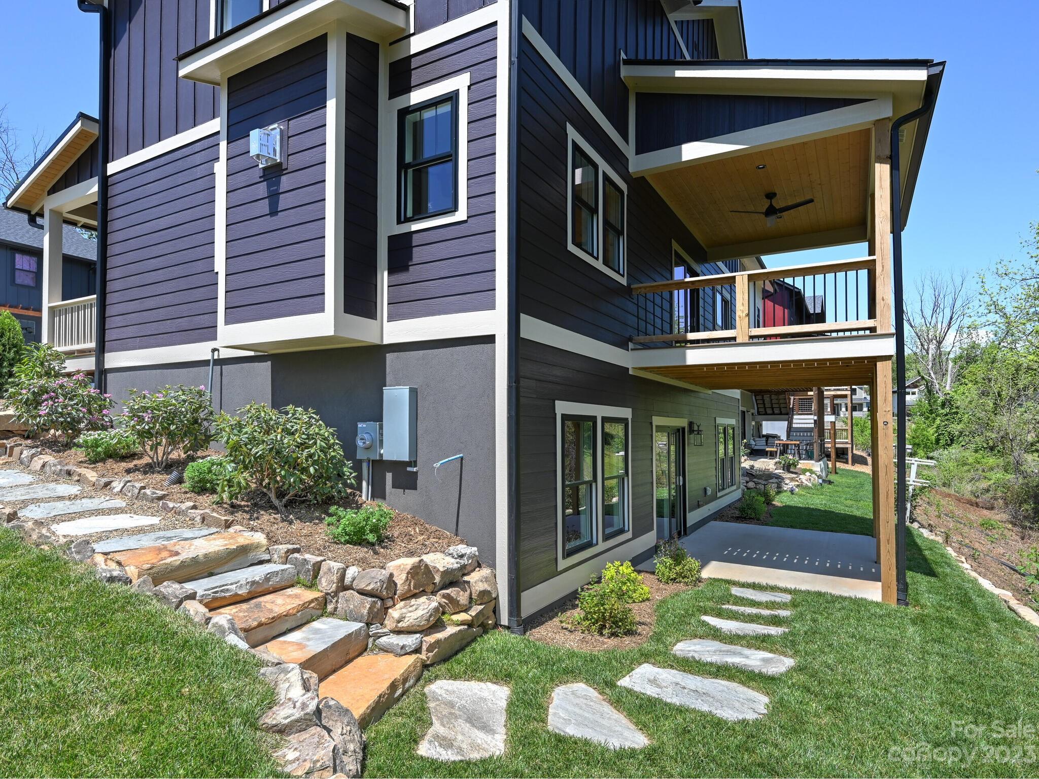 56 Acona Lane Asheville NC 28803
