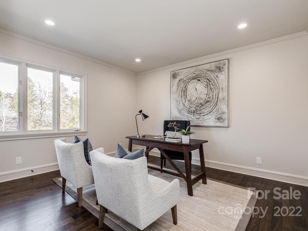 5031 Parview Drive S Charlotte NC 28226