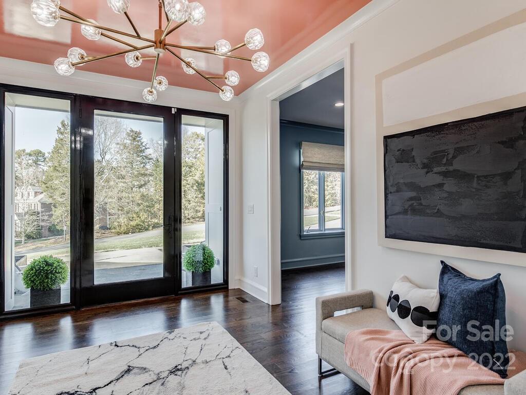 5031 Parview Drive S Charlotte NC 28226
