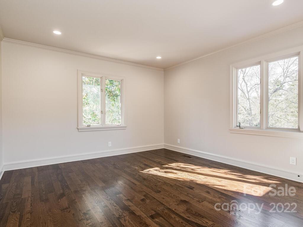 5031 Parview Drive S Charlotte NC 28226