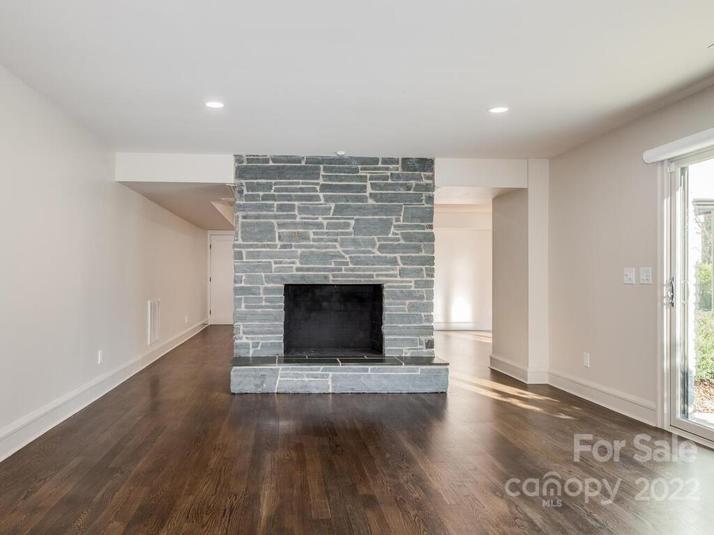 5031 Parview Drive S Charlotte NC 28226