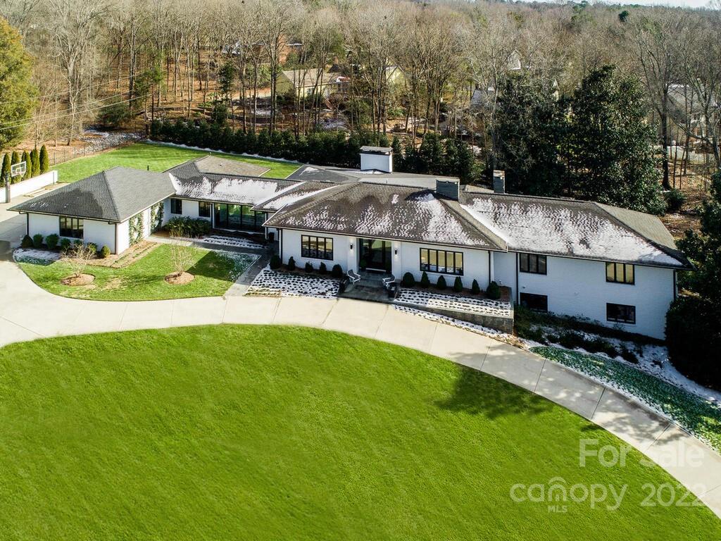 5031 Parview Drive S Charlotte NC 28226
