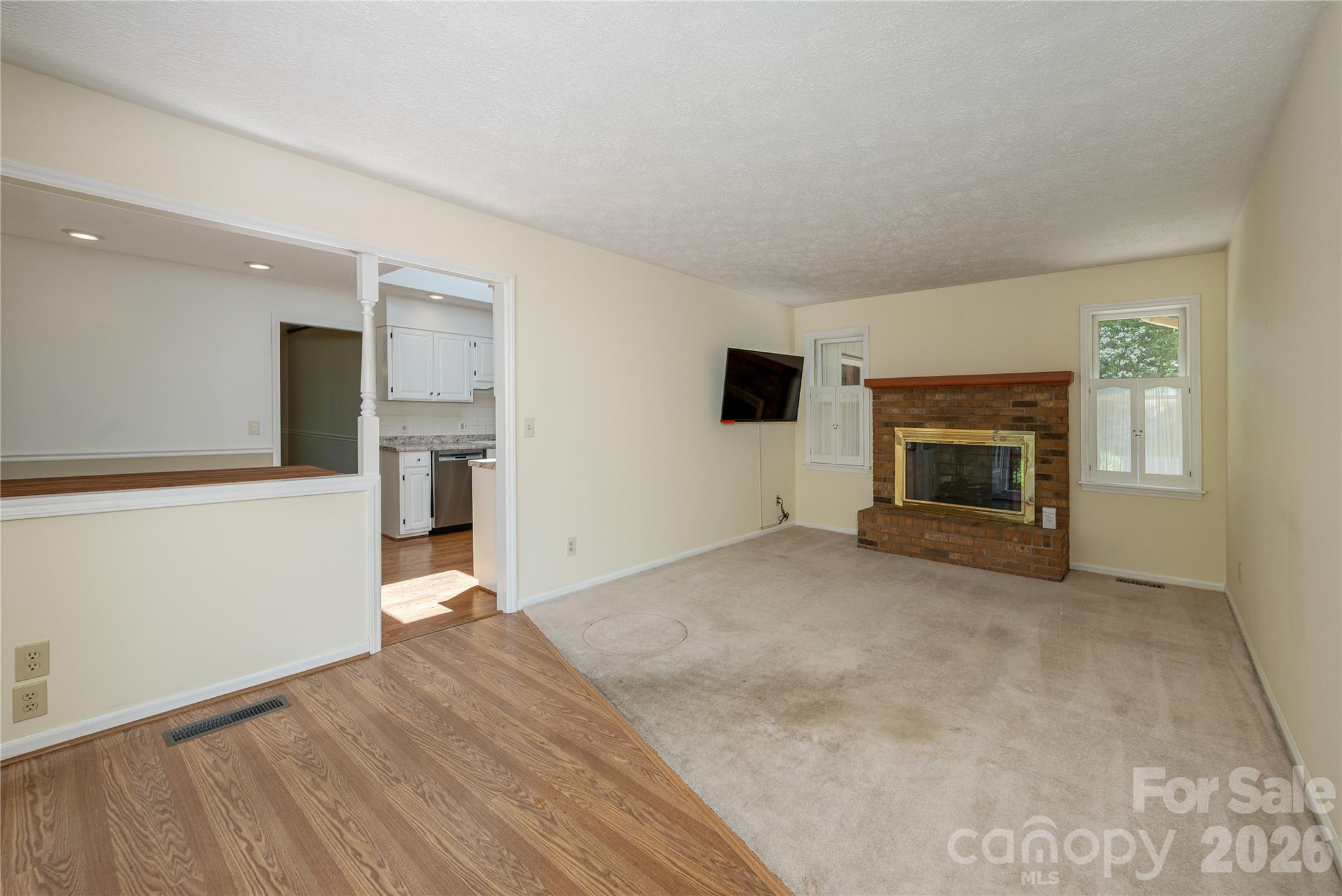 4 Galax Lane Hendersonville NC 28791