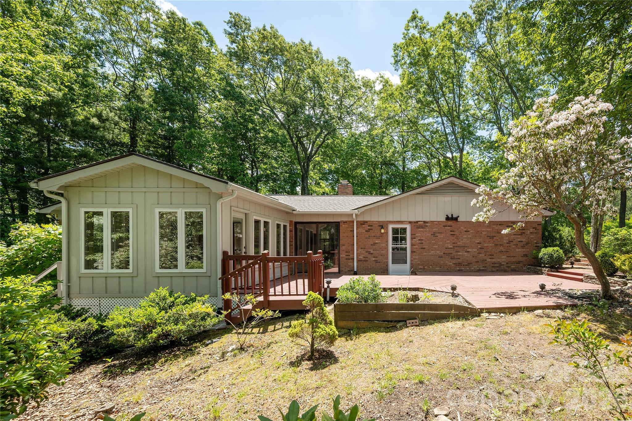 4 Galax Lane Hendersonville NC 28791