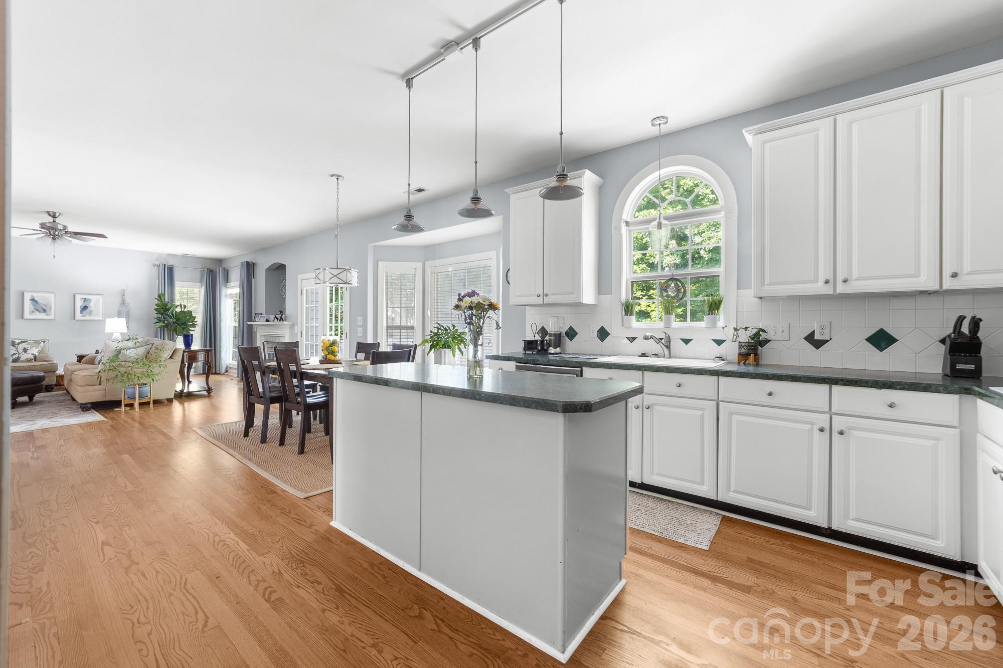 8812 Kingston Forest Drive Charlotte NC 28277