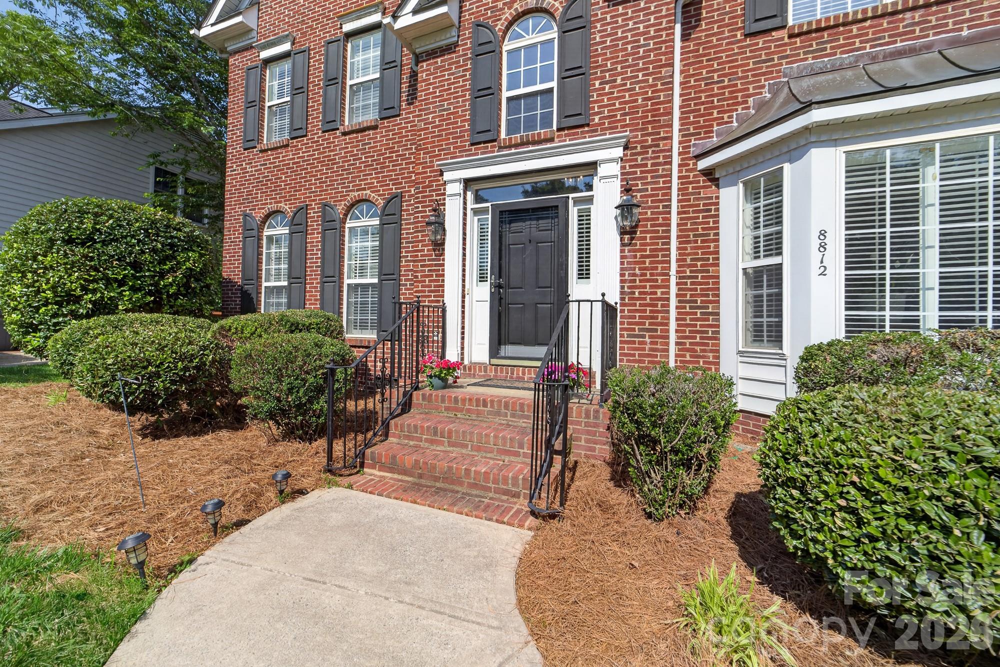 8812 Kingston Forest Drive Charlotte NC 28277