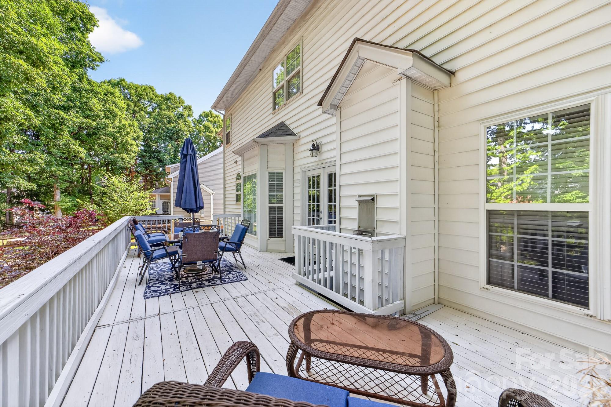 8812 Kingston Forest Drive Charlotte NC 28277