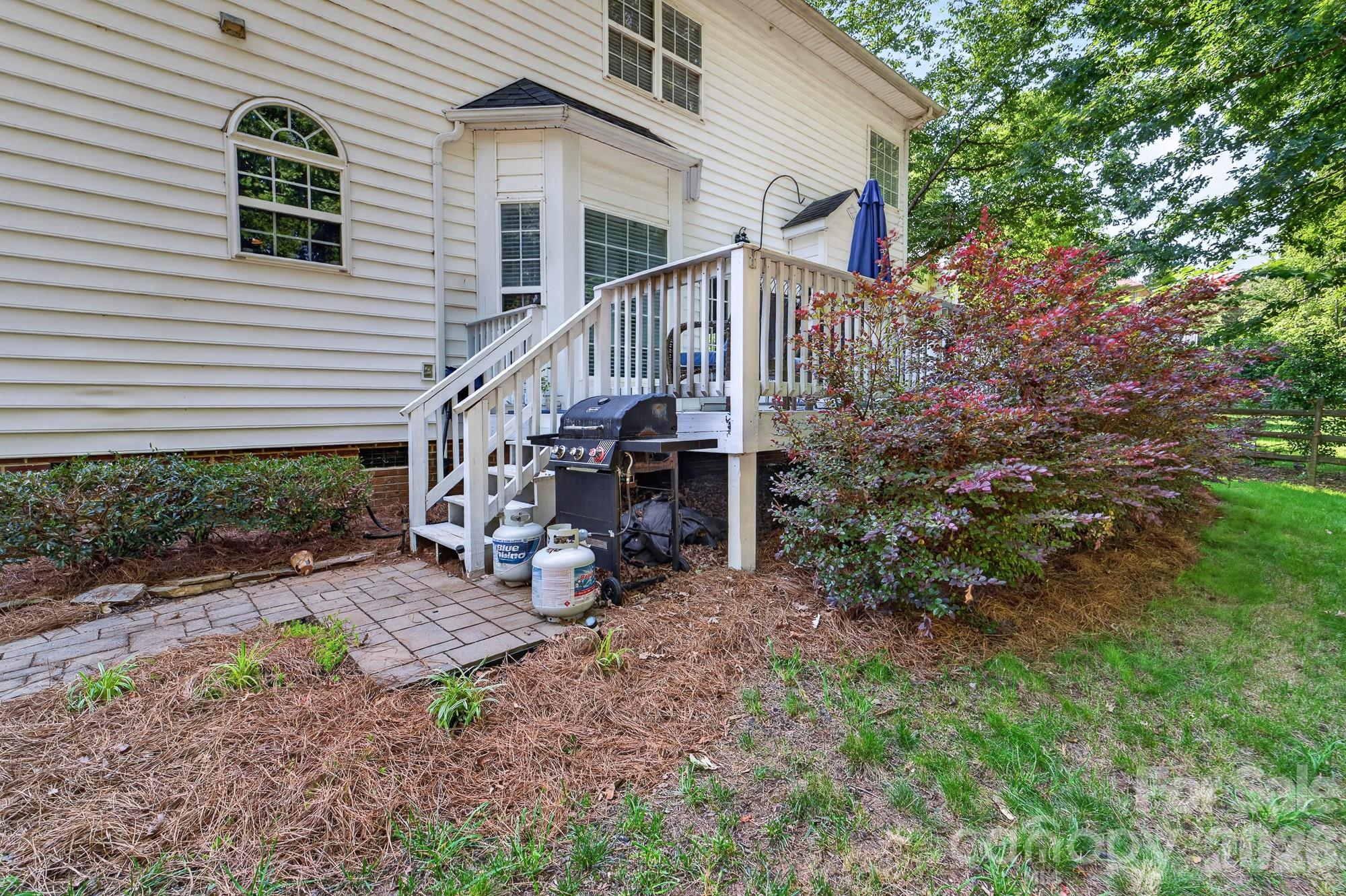 8812 Kingston Forest Drive Charlotte NC 28277