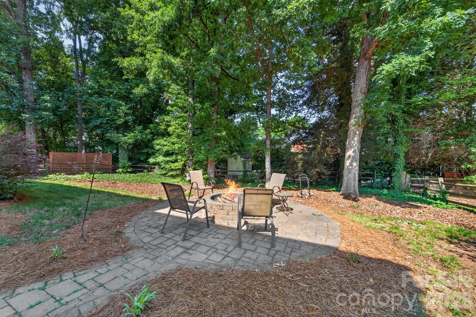 8812 Kingston Forest Drive Charlotte NC 28277
