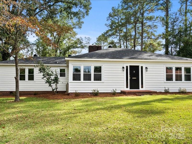 37 Lynn Avenue Cheraw SC 29520