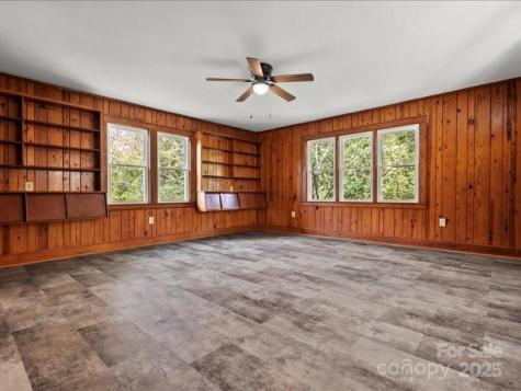 37 Lynn Avenue Cheraw SC 29520