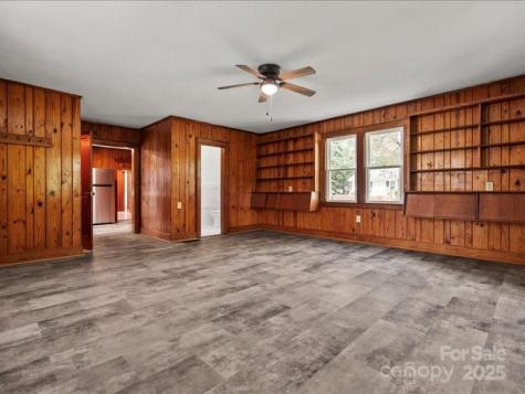37 Lynn Avenue Cheraw SC 29520