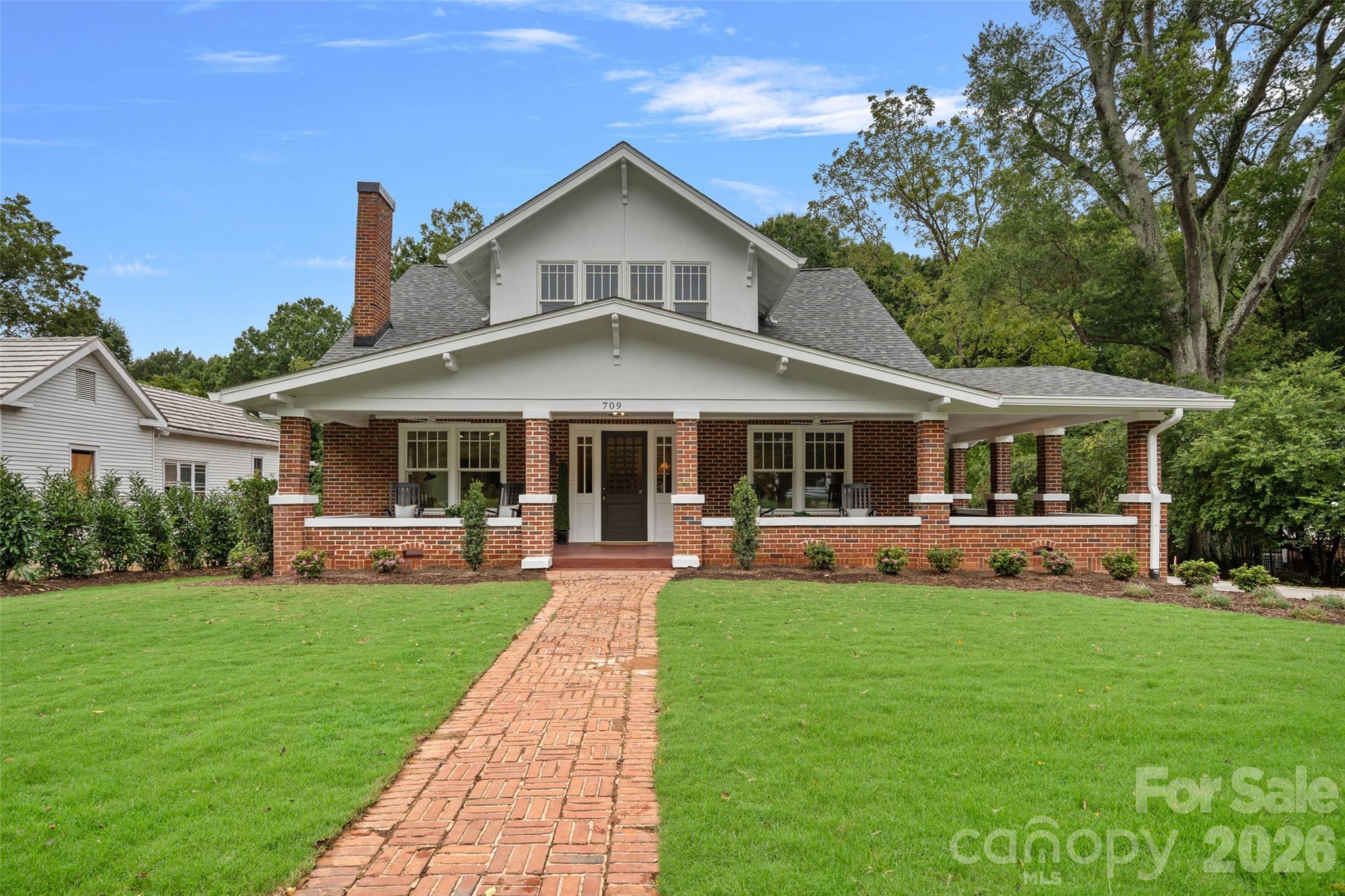 709 N Main Street Davidson NC 28036