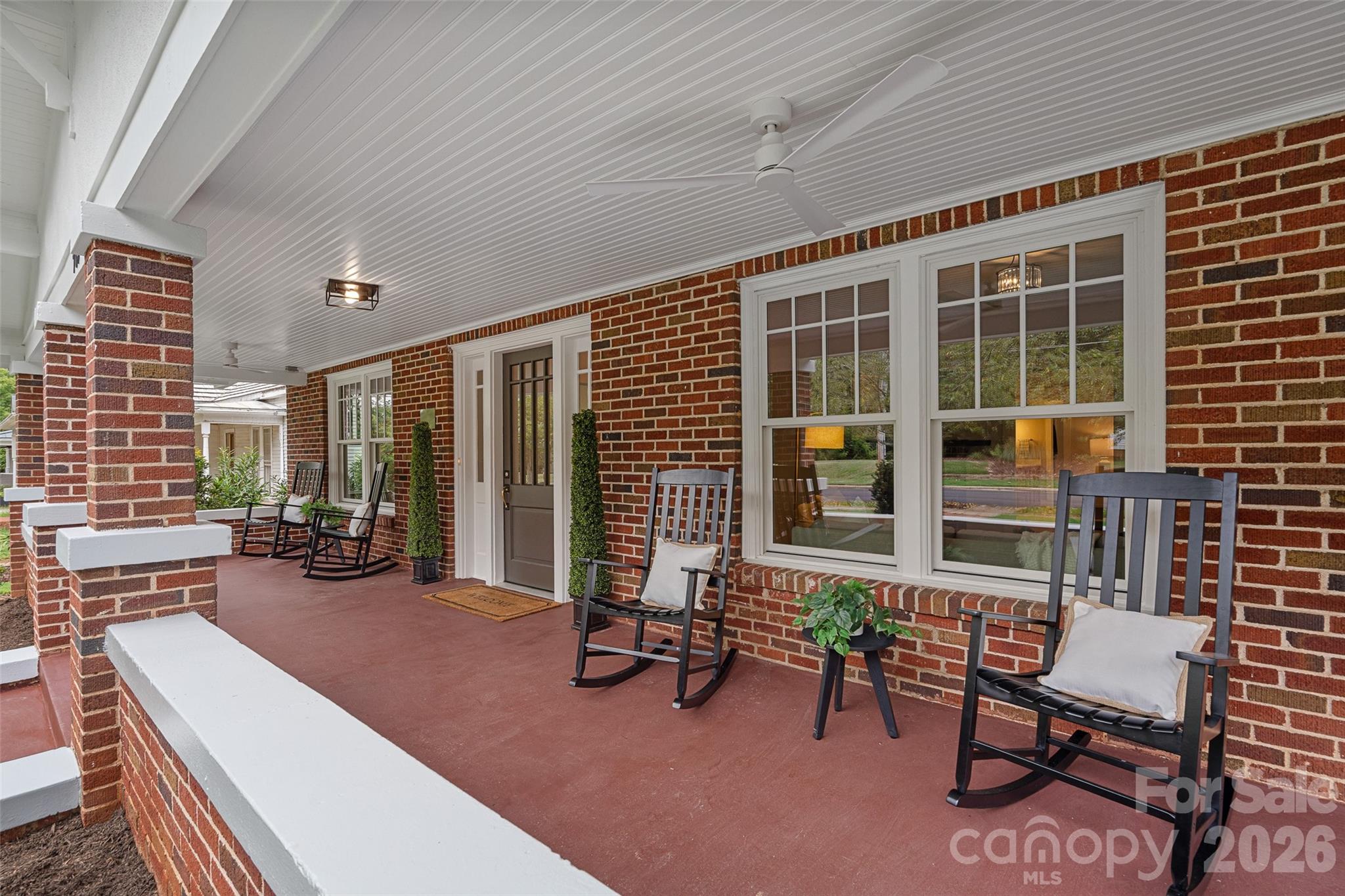 709 N Main Street Davidson NC 28036